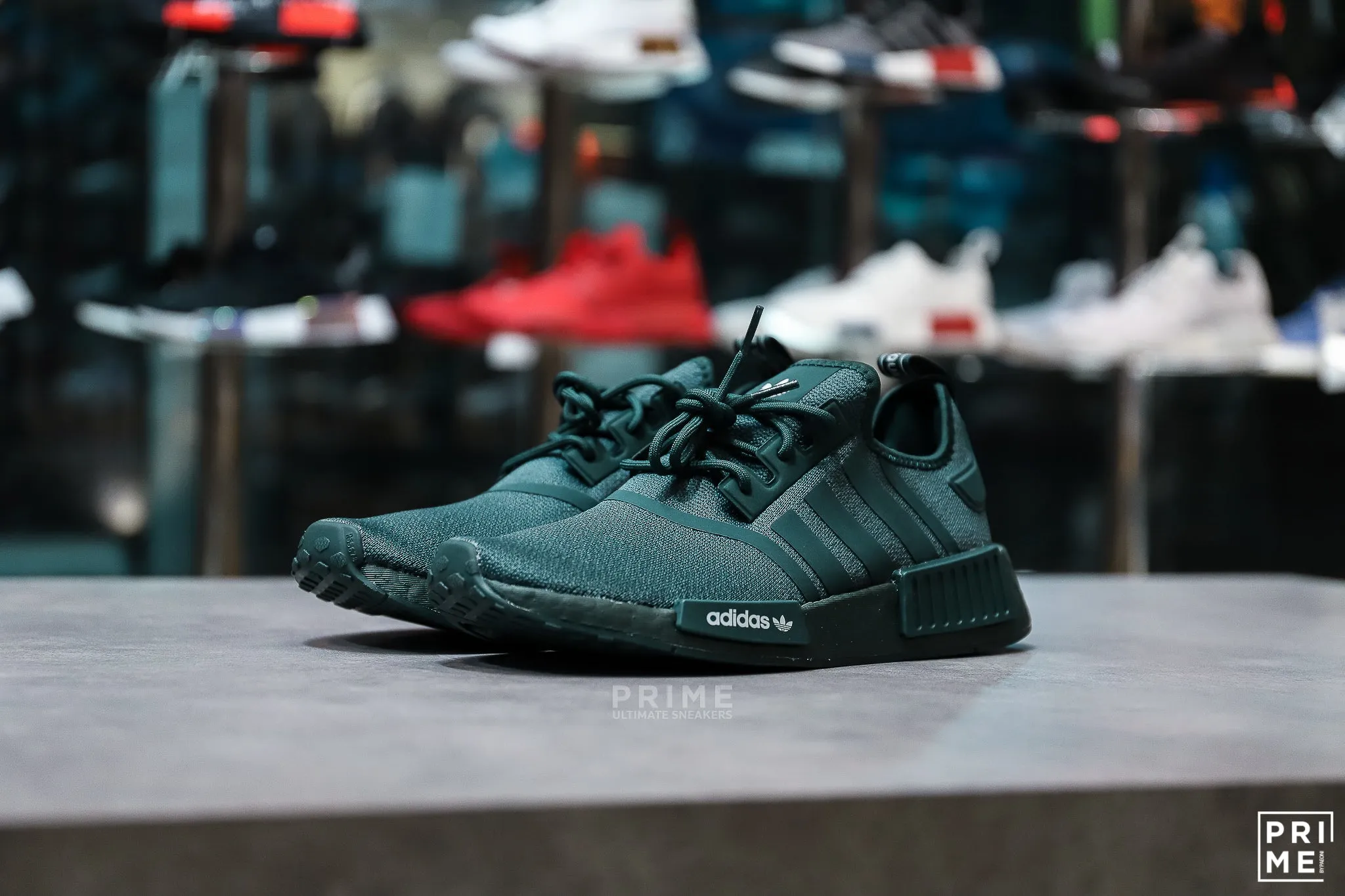 Adidas NMD   R1 Mineral Green / Cloud White (HP7820)