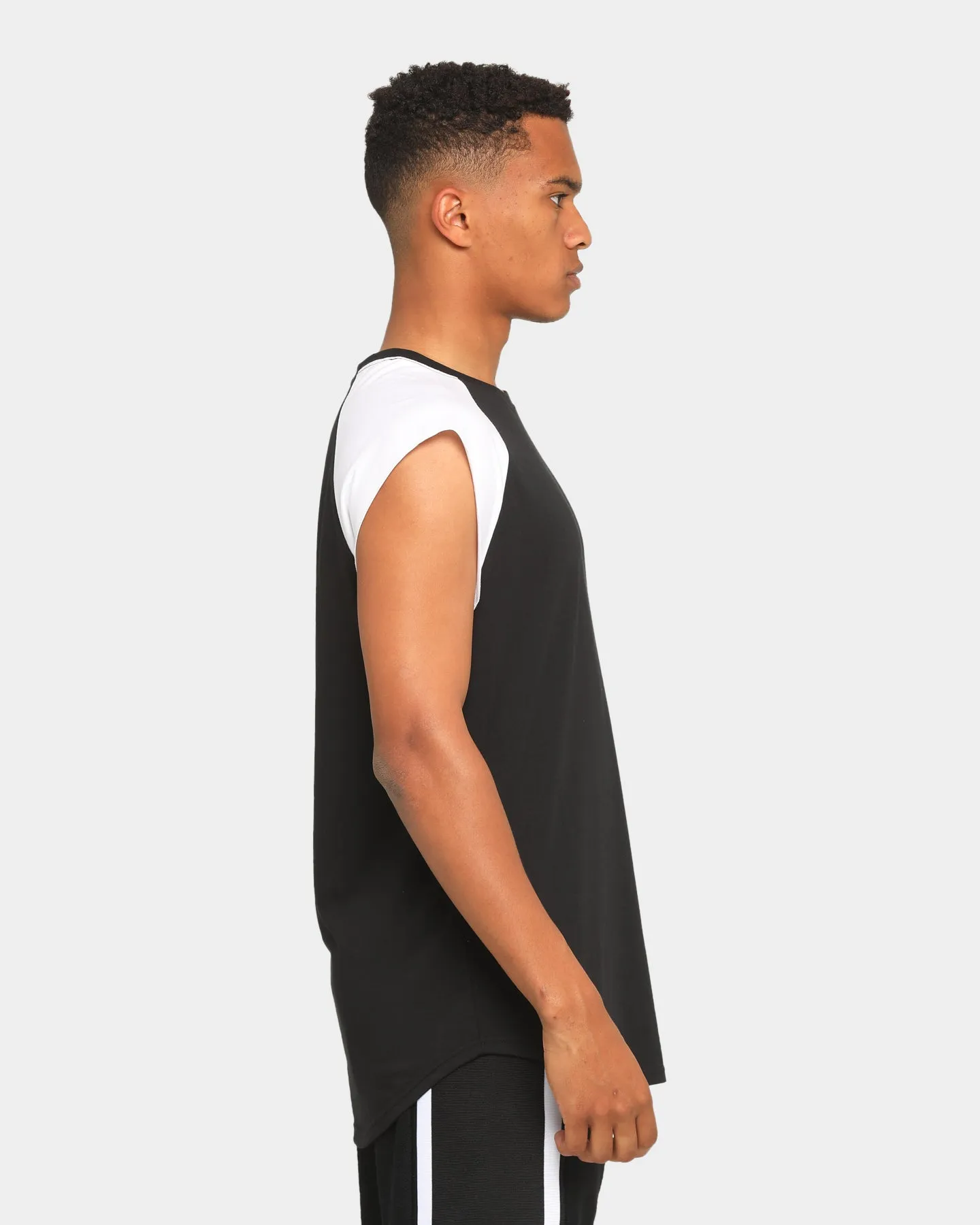 Elevn Clothing Co. Trinity Raglan Muscle Black